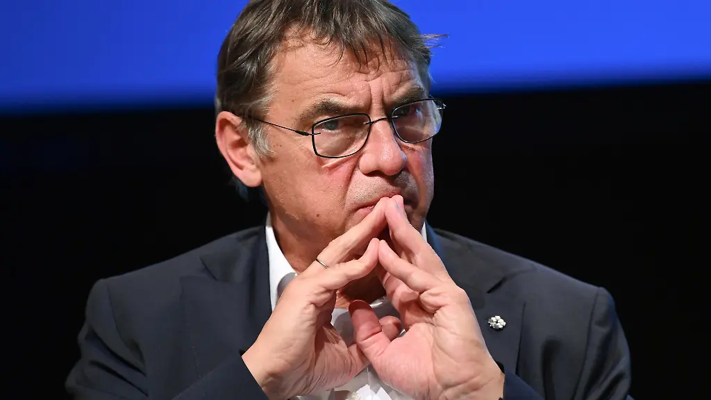 Volker-Jung-Kirchenpraesident-der-Evangelischen-Kirche-in-Hessen-und-Nassau-EKHN