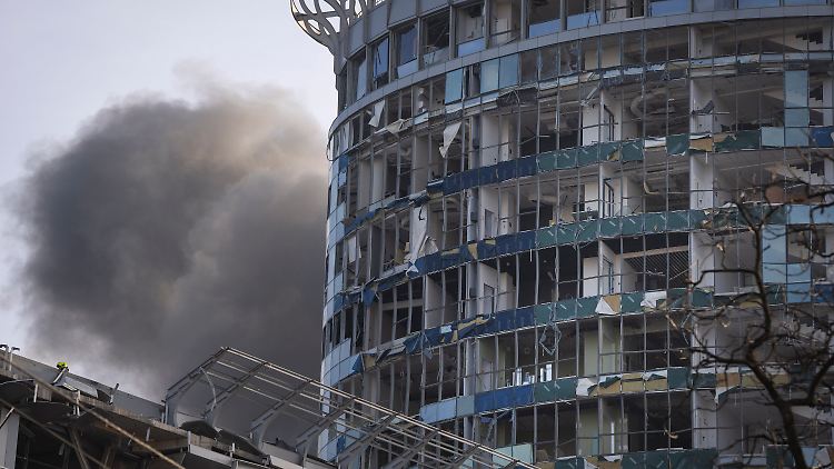Knapp 160 Raketen und Drohnen feuerte Russland am Freitag auf ukrainische Städte.