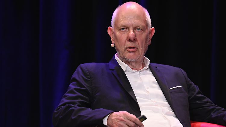 Die "Omnikrisen" seien typisch für einen "Epochenübergang", sagt Matthias Horx.