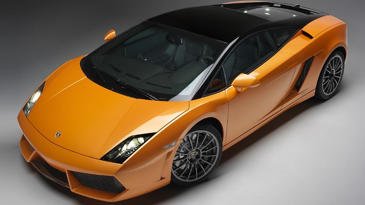 Farbenspiel innen und außen: Der Lamborghini Gallardo Bicolore.