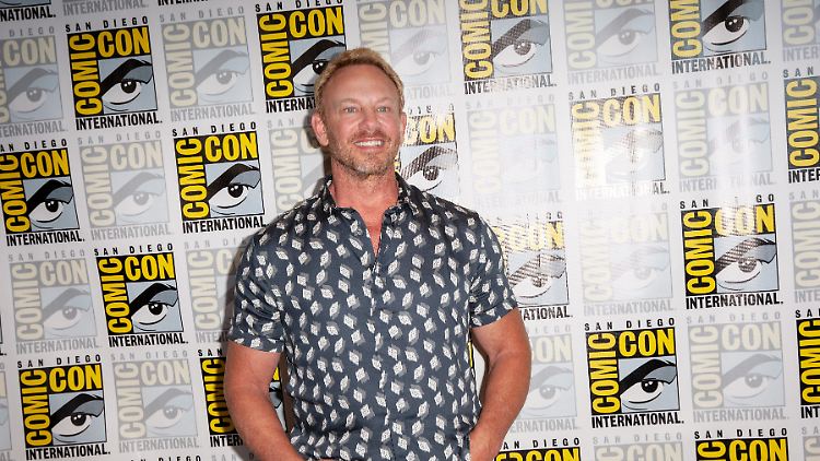 Bekanntheit erlange Ian Ziering vor allem durch seine Rolle als Steve Sanders in der Serie "Beverly Hills, 90210".
