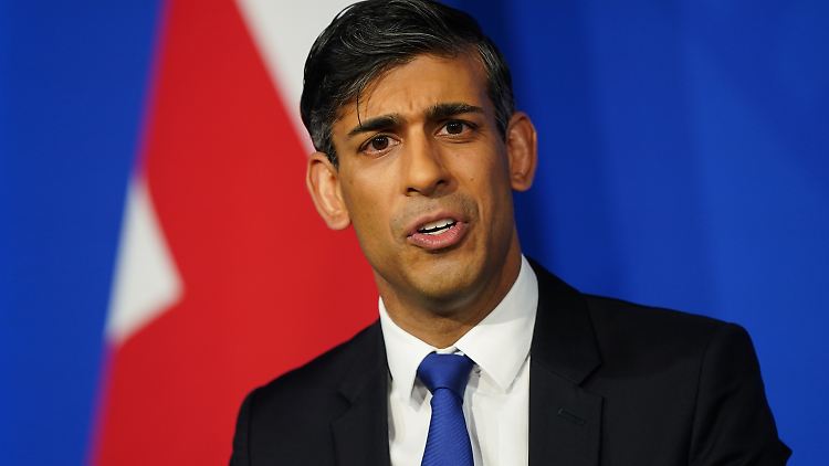 In Großbritannien ist die Einwanderung schon seit langem ein politisches Streitthema. Premierminister Sunak sagte, er wolle die Boote der illegalen Migranten stoppen.