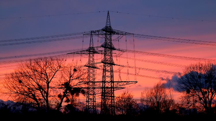 Strom dürfte bald wieder teurer werden. 