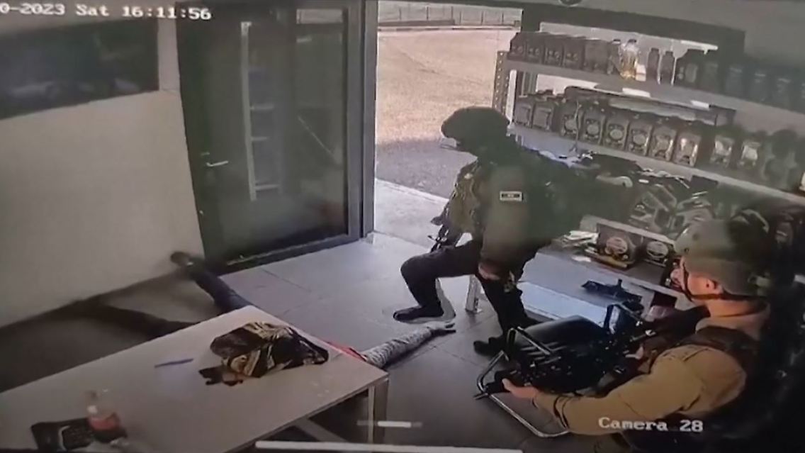 IsraelTankstelle.JPG