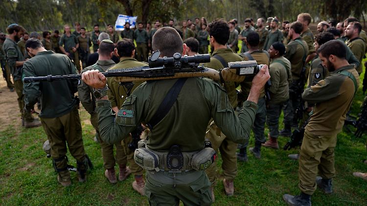 Seit vielen Wochen läuft die Bodenoffensive des israelischen Militärs im Gazastreifen.