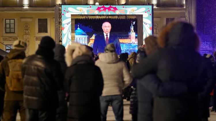 Die meisten Migranten wurden bei den Feierlichkeiten in St. Petersburg festgenommen. 