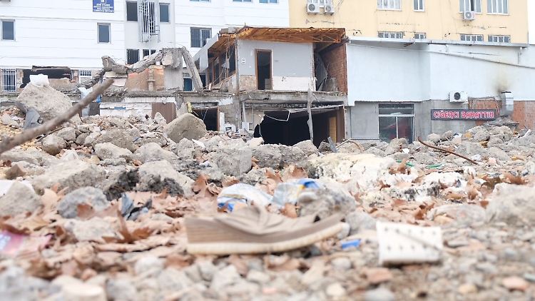Die Überreste des Isias-Hotels im südosttürkischen Adiyaman.