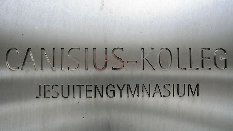 Lehrer am Berliner Canisius-Kolleg
sollen in den 70er und 80er Jahren Schüler sexuell missbraucht haben.