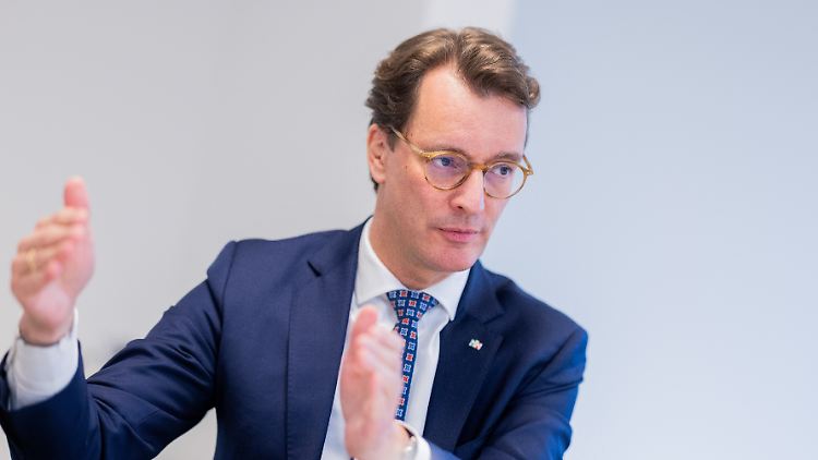 "Irreguläre Migration" müsse beendet werden, sagt NRW-Landeschef Hendrik Wüst.