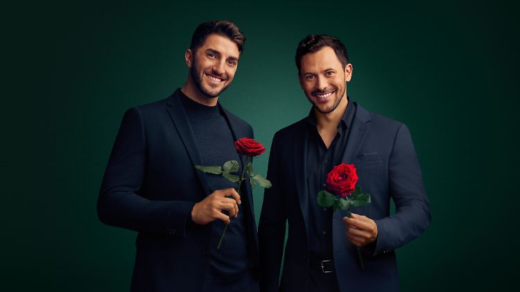 Vielleicht würden sie sich auch gegenseitig eine Rose geben: die "Bachelors" Dennis (l.) und Sebastian.