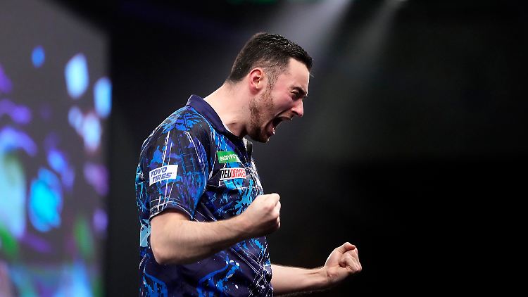 Der Moment der Erlösung: Luke Humphries ist Darts-Weltmeister.