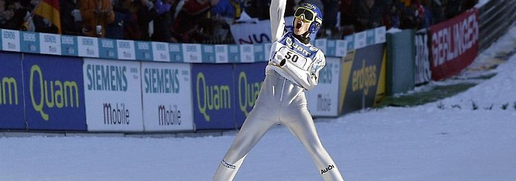 ... vier Springen. Bundestrainer ...