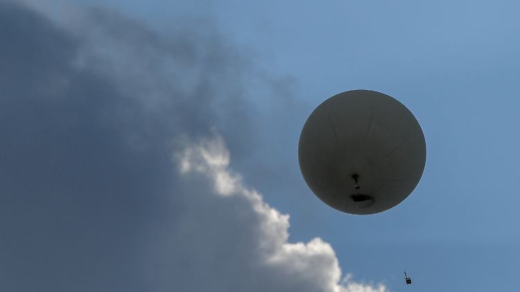 Dieser Ballon ist 2019 für den Deutschen Wetterdienst (DWD) über Lindenberg im Einsatz. Welche Funktion die chinesischen Ballons über Taiwan haben, ist unklar.