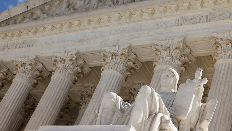 Der Supreme Court erlaubt dem Bundesstaat Idaho vorerst, auch in medizinischen Notfällen an seinem Abtreibungsverbot festzuhalten.