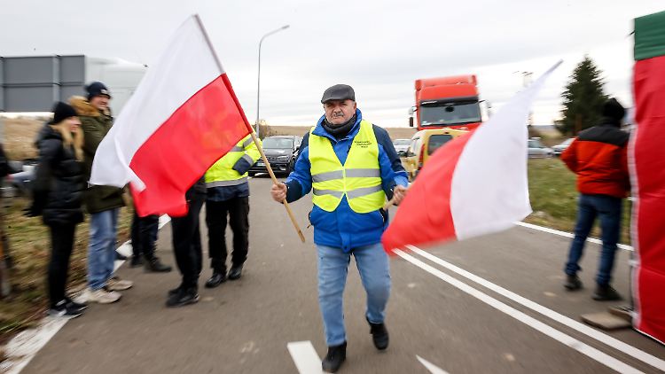 Die Bauern hatten ihre Blockade des Grenzübergangs am 23. November begonnen.