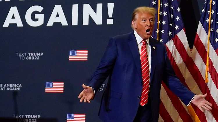 Haushoher Favorit im Kandidatenrennen der US-Republikaner: Trump spricht in Iowa. 
