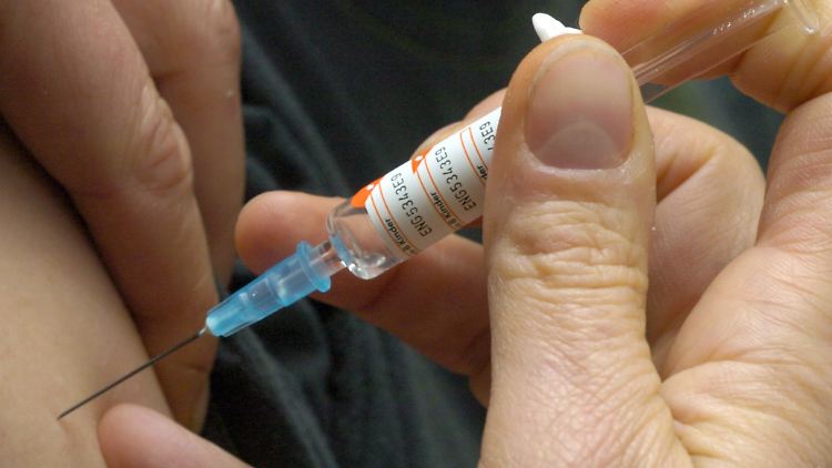 Wer sich gegen Hepatitis B impfen lässt, ist auch gegen Hepatitis D geschützt.