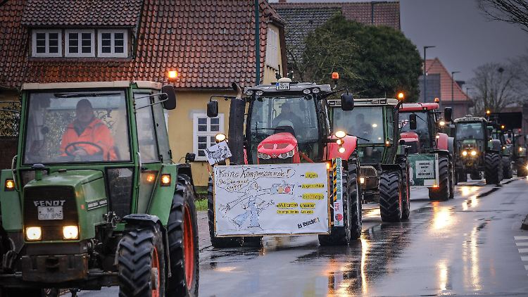 Viele Traktoren dürften am Montag eher nicht auf dem Feld im Einsatz sein.