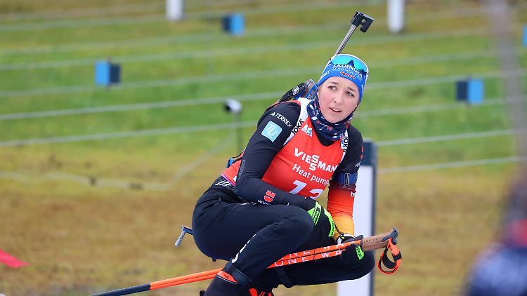 Grüne Wiese: Das Wetter in Oberhof bereitete den Biathleten und Biathletinnen durchaus Probleme.