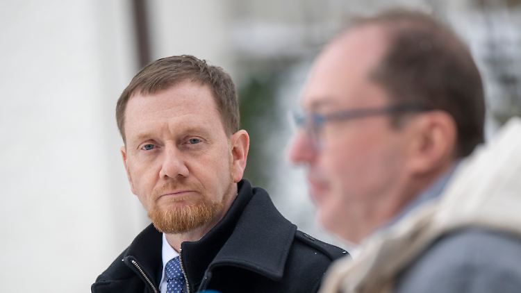 Dobrindt und Kretschmer haben Verständnis für den Frust der Bauern und unterstützen deren Proteste. 