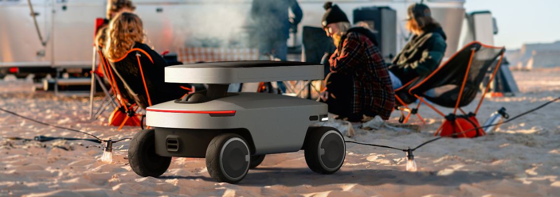 jackery-solar-mars-bot-lifestyle-scaled.jpg