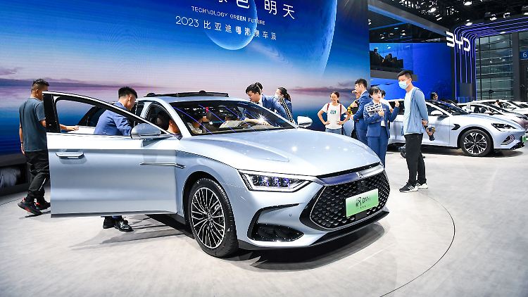 BYD setzte im vergangenen Jahr insgesamt fast 62 Prozent mehr Neuwagen ab als im Vorjahr.