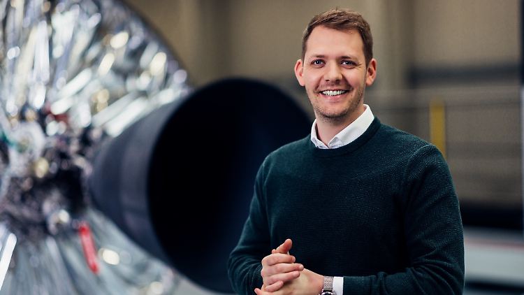 "Warum nutzen europäische Satelliten amerikanische Raketen und nicht umgekehrt?", fragt Daniel Metzler.