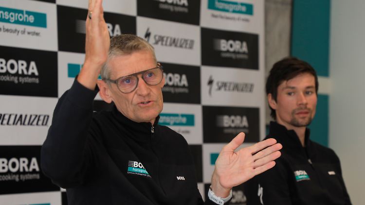 Rolf Aldag denkt ganz groß. Primoz Roglic (r.) soll es richten.