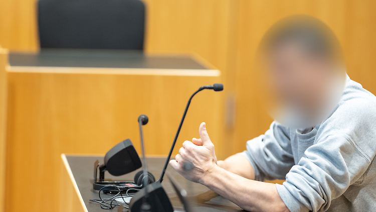 Der Angeklagte legte ein umfassendes Geständnis ab.