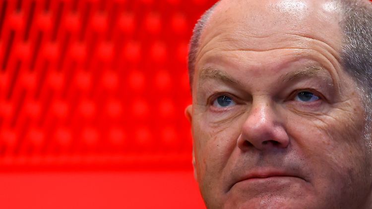 Olaf Scholz beschwört den Zusammenhalt der Demokraten.