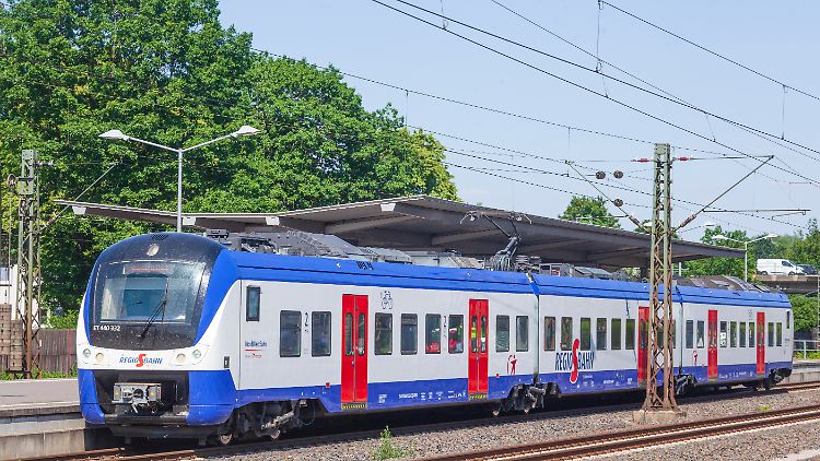 Unter anderem die Nordwestbahn soll nach dem vorzeitig beendeten Streik wieder verkehren.