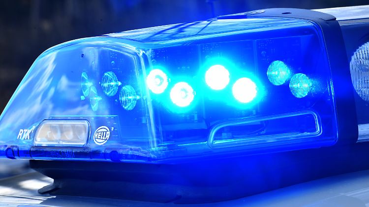 Die Polizei in Baden-Württemberg ermittelt wegen des Verdachts des sexuellen Missbrauchs gegen einen Erzieher.