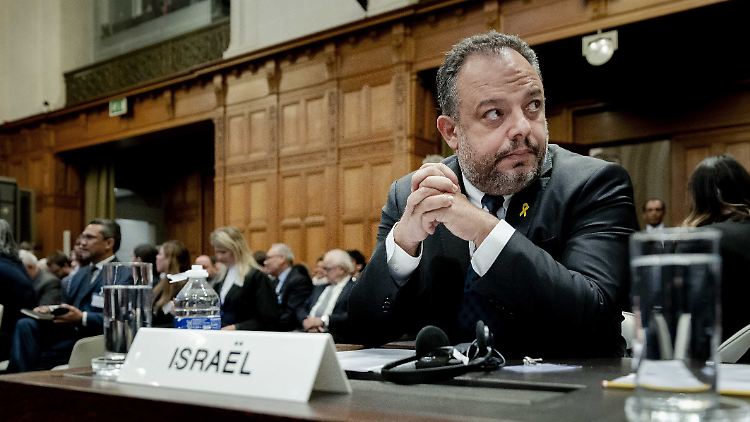 Tal Becker ist als israelischer Vertreter bei der Verhandlung vor dem Internationalen Gerichtshof zugegen.
