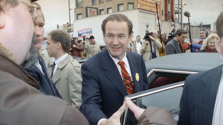 Pat Buchanan, Berater mehrerer republikanischer Präsidenten, versuchte 1992 selbst, ins Weiße Haus zu kommen.