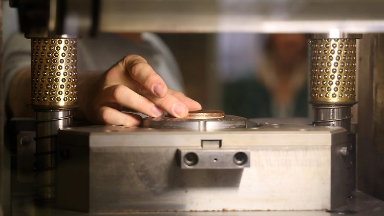 Der EU waren die Sterne auf den Münzen zu klein. 27 Millionen Münzen müssen wieder eingeschmolzen werden. 