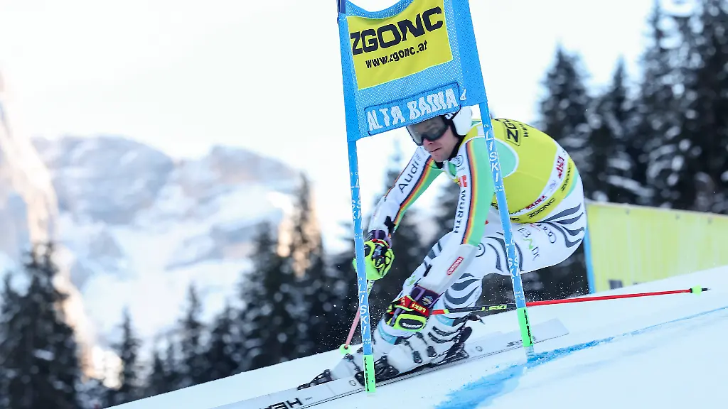 4d42876d9bf388371ae4484f822d3607