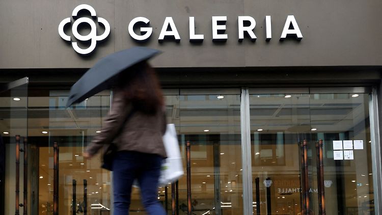 Nicht nur der Aufsichtsratschef, sondern auch viele Mitarbeiter und deutsche Steuerzahler, die Signa Hunderte Millionen Euro liehen, dürften den Einstieg des Immobilienkonzerns bei Karstadt und Kaufhof heute als Fehler sehen. 