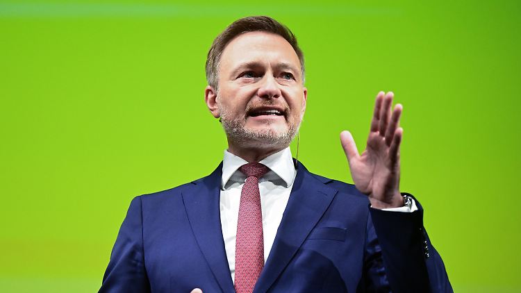 Laut Lindner ist die Pro-Kopf-Auszahlung des Klimagelds ab 2025 möglich. Das heißt allerdings nicht, dass es dann kommt.
