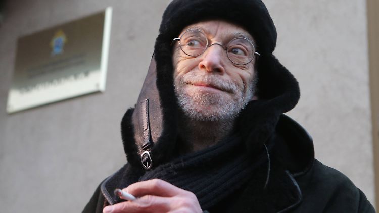 Rubinstein machte sich über den Sozialistischen Realismus lustig und war ein scharfer Kritiker des Kreml.