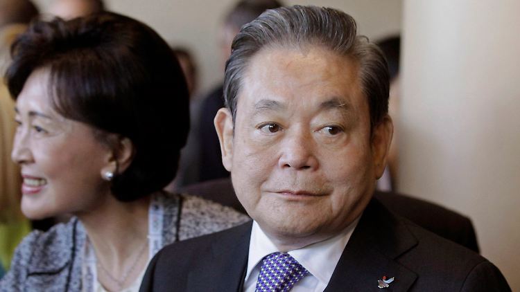 Lee Kun-Hee hinterließ seiner Familie das größte Vermögen Südkoreas - und damit auch die größte Steuerschuld.