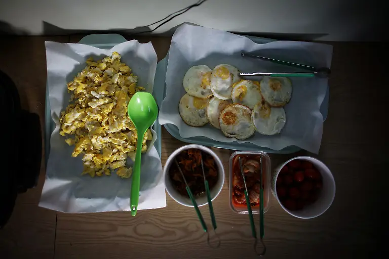 2023-12-12T230307Z-400626757-RC2Y73A6GIZI-RTRMADP-3-SOUTHKOREA-AGEING-BASEBALL