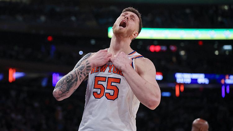 Isaiah Hartenstein hätte beinahe sein Jersey zerrissen.