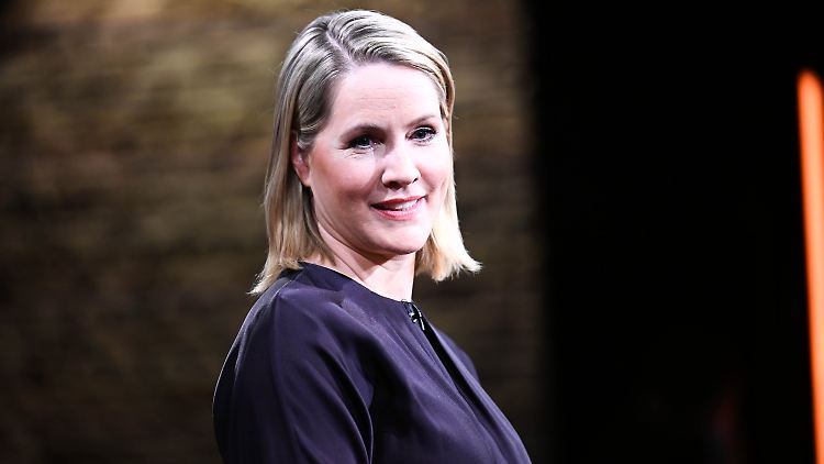 Die Journalistin Judith Rakers ist eine der bekanntesten Nachrichtensprecherinnen im deutschen Fernsehen.