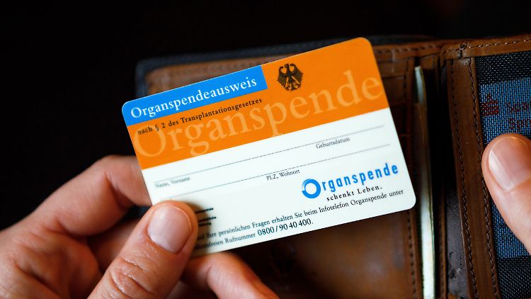 Nach wie vor gibt es in Deutschland nur wenige Organspender.