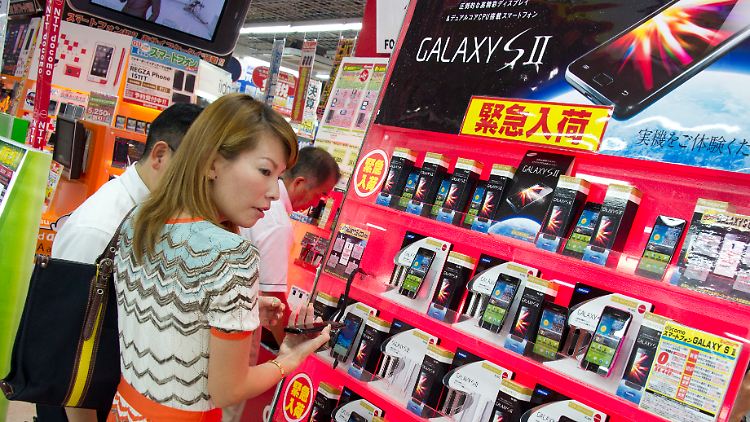 2011 übernahm Samung die Smartphone-Markführerschaft mit seinem damaligen Spitzenmodell Galaxy S II.