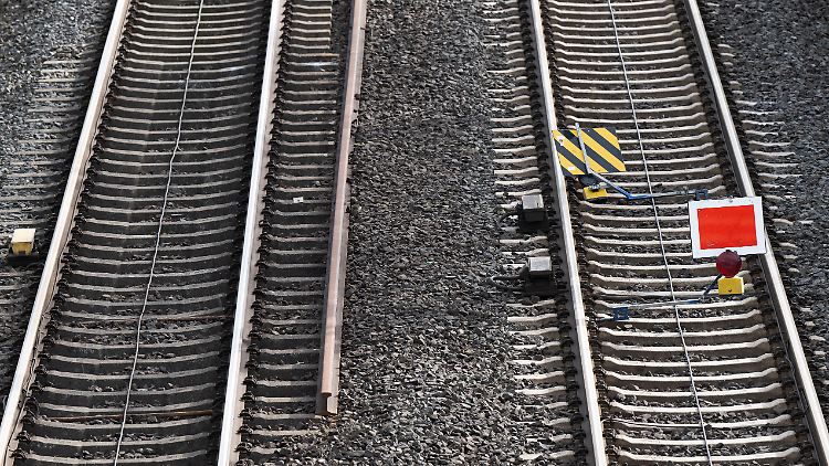 Die Deutsche Bahn startet in diesem Jahr mit der Generalsanierung hochbelasteter Strecken. 