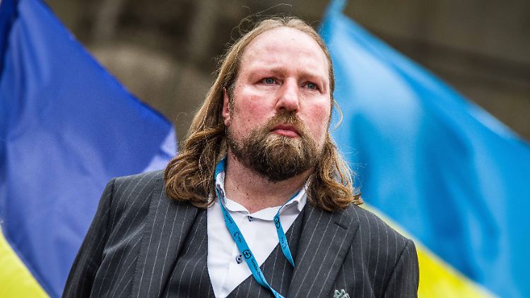 Hofreiter war selbst wiederholt in der Ukraine und macht auch innerhalb seiner Partei mit am lautesten Druck für mehr militärische Unterstützung.