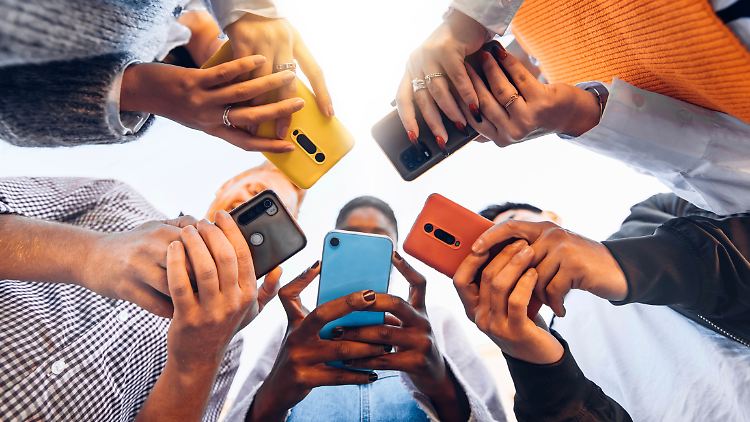 Da können alle zuschlagen: Mobilfunk-Tarife von o2 gibt es aktuell zu unschlagbar günstigen Preisen.