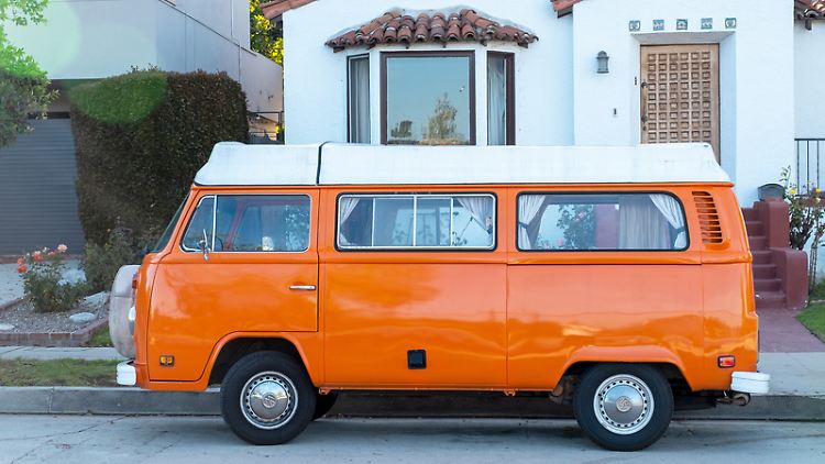 Der VW Bulli ist so etwas wie ein Urvater der kompakten Campingbusse.