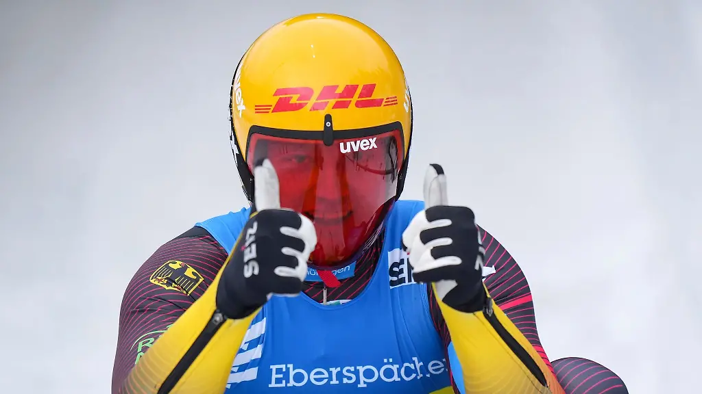 Max-Langenhan-jubelt-nach-seinem-Sieg